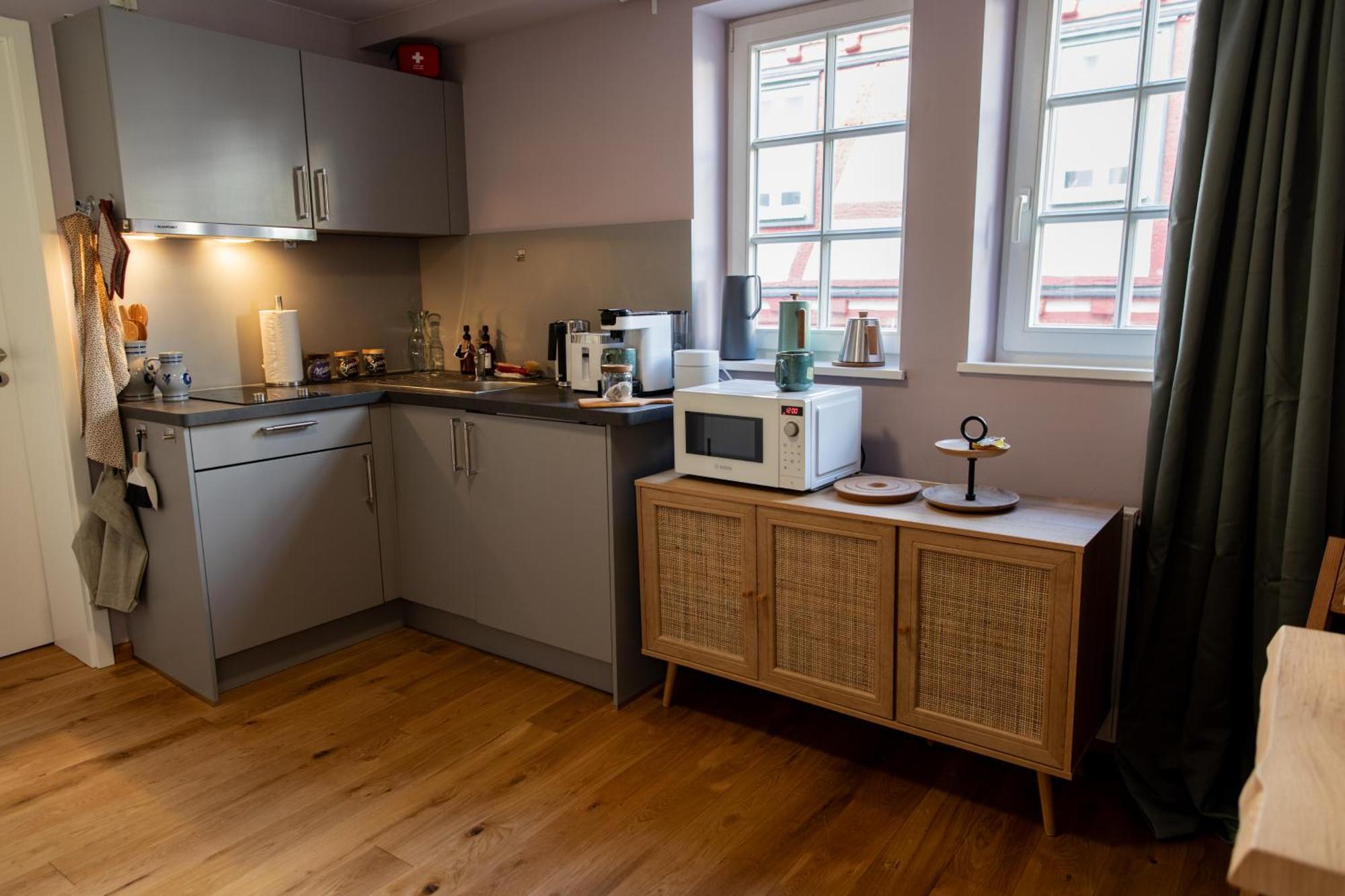 Altstadt Apartment Am Dom Wetzlar, 1 Zi, Kueche, Bad Mit Parkplatz Am Grundstueck Dış mekan fotoğraf